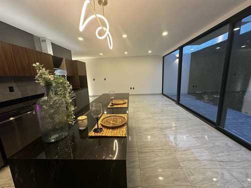 Increíble Residencia De Autor Acabados De Lujo 4 Rec Precio Oportunidad