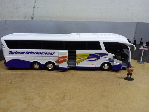 Autobus A Escala Irizar Cararama Linea Turimex Internacional