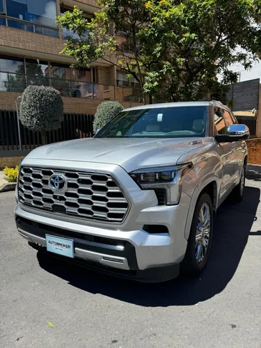 Toyota Sequoia 3.5 V6 Capstone