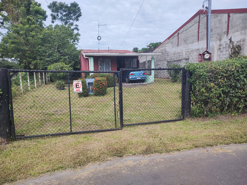 Casa Guapiles Con Oficina Y Baño Para Discapacitados