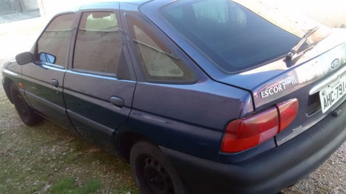 Ford Escort Zetec Sedan 1.8 16v