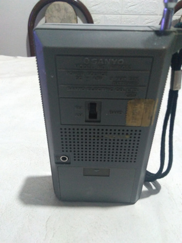 Radio Sanyo Am/fm Rp 5065 Funcionando!! Gris (Usado)