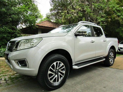 Nissan Np300 D Cab 4x4 2.3 Aut 2017