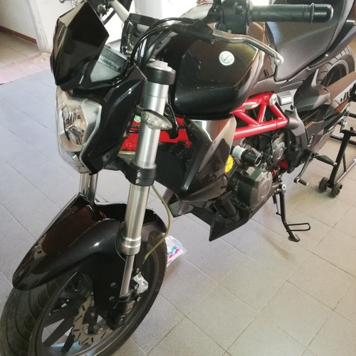 Benelli Tnt 300