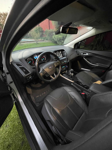 Ford Focus Se Plus Mt