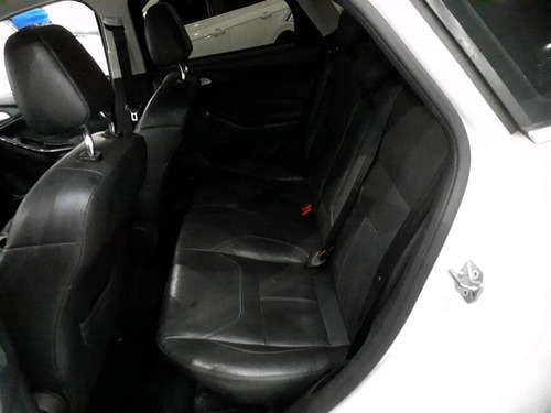 Ford Focus 2.0 TITANIUM FASTBACK 16V FLEX 4P POWERSHIFT
