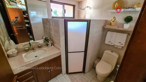 Casa En Venta En Providencia Espacios Amplios