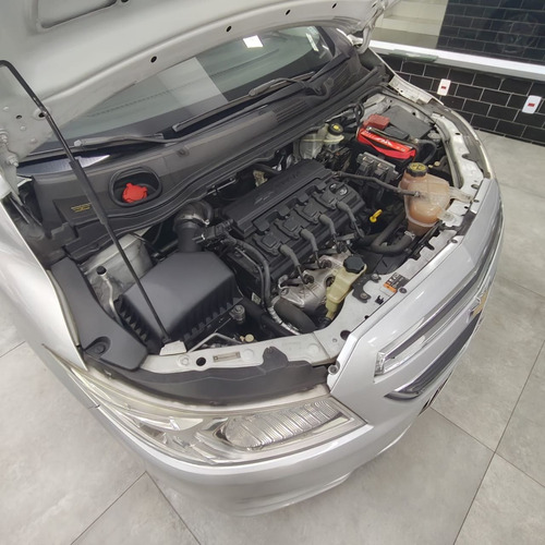 Chevrolet Onix ONIX HATCH LT 1.0 8V FlexPower 5p Mec.