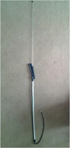 Qii lu SI-AT14036 Antena de antena universal de aleta de tibur/ón para autom/óvil antena de se/ñal de radio AM//FM de techo negra