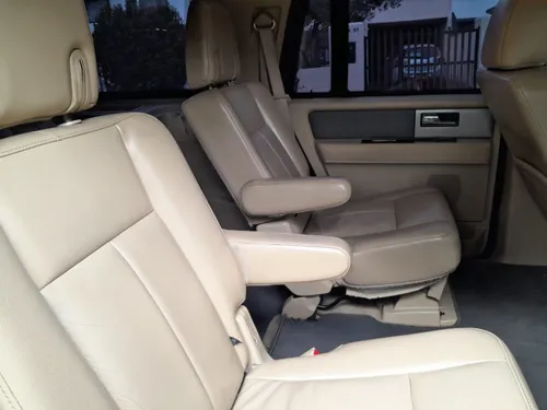 Ford Expedition 5.4 XLT ATM 4X4 7 PUESTOS BLINDAJE 3