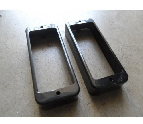 Imagem 2 de 2 de Molduras Para Captadores Soap Bar - Black (par)