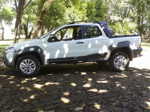 Imagen 2 de 2 de Fiat Strada Adventure