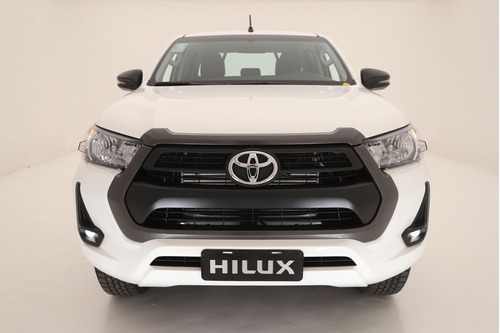 Hilux 2.4 4x2 Sr Cd 6m/t D.r