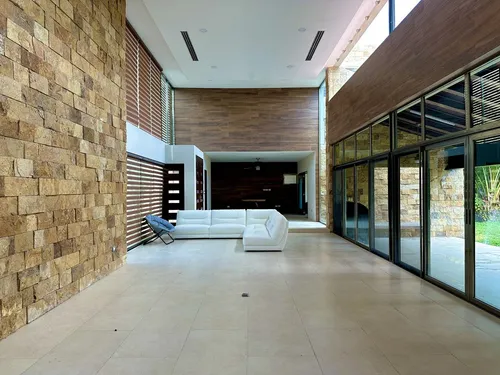 Residencia En Venta En Benito Juarez Norte Con Area De Fiestas Bar