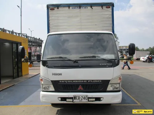 Furgon Mitsubishi Canter