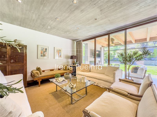 Exclusiva Casa En Condominio Camino La Posada En Las Condes
