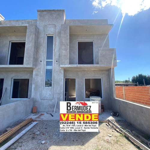 Venta Dúplex 3 Ambientes Al Frente En Mar Del Tuyu Calle 82 Entre 8 Y 9