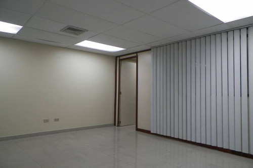 Imagen 8 de 11 de Alquiler Oficina Torre Del Centro En Maracay