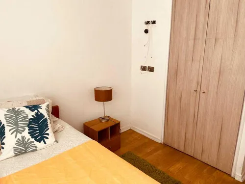 Amoblado Depto En Primer Piso Arriendo (99866)