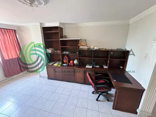 Apartamento En Venta En Sotomayor. Cod V61555