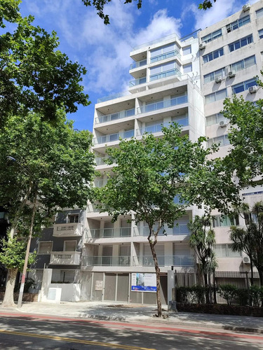 Venta Imperdible Oportunidad Apartamento 1 Dormitorio A Estrenar En La Blanqueada, Acepta Banco. Con Tu Compra Tv 75¨ O 2 Aires Acondicionado De Regalo.