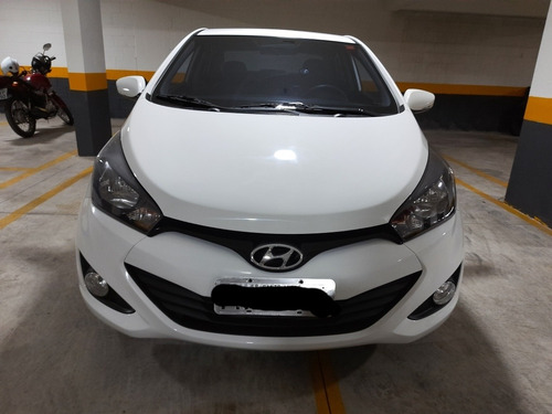 Imagem 3 de 12 de Hyundai Hb20s 2015 1.6 Comfort Plus Flex Aut. 4p