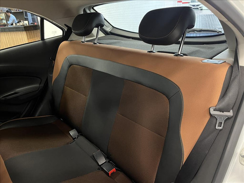 Chevrolet Onix 1.4 MPFI ACTIV 8V FLEX 4P MANUAL