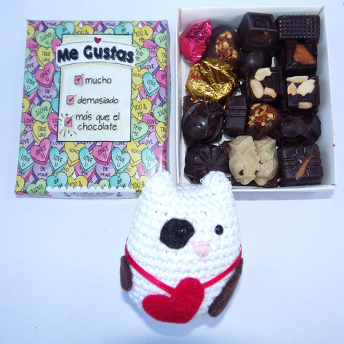 Imagen 5 de 8 de Bombones De Chocolate Premium Veganos + Amirigumi Tejido