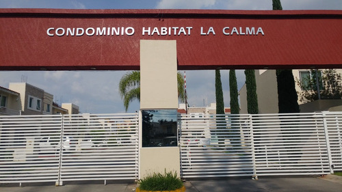 Imagen 2 de 14 de Hermosa Casa En Excelente Ubicacion !!