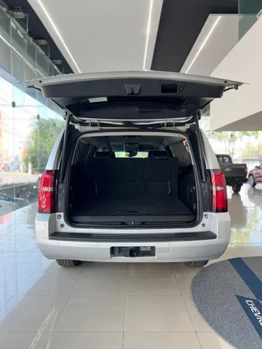 Chevrolet Suburban 5.3 V8 LT Piel 2 Fila Asientos At (B)