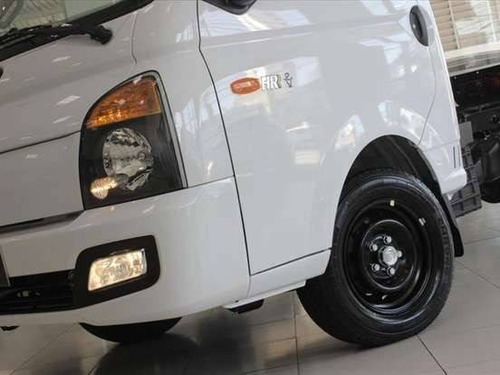 Imagem 4 de 12 de Hyundai Hr 2.5 Longo Sem Caçamba 4x2 16v 130cv Turbo