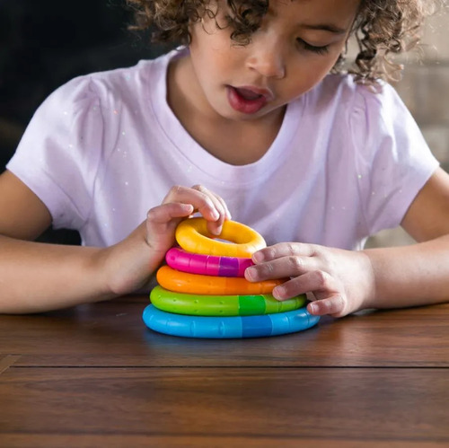 Juguete Sensorial Anillos Magnetizados Fat Brain Toys Tinker Rings Bebés 6m+ Multicolor 5 Anillos