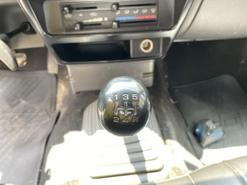Nissan Np300 Frontier 2.4 Estacas 2013