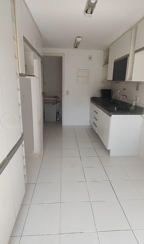 Apartamento 3 Quartos 1 Vaga. Em Condomínio Fechado.