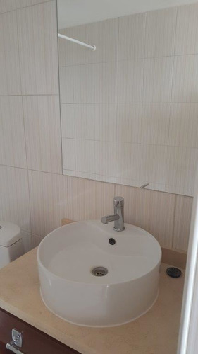 Departamento En Venta De 1 Dorm. En Santiago
