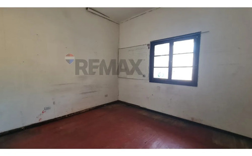 Arriendo Casa Esquina En Centro De Buin