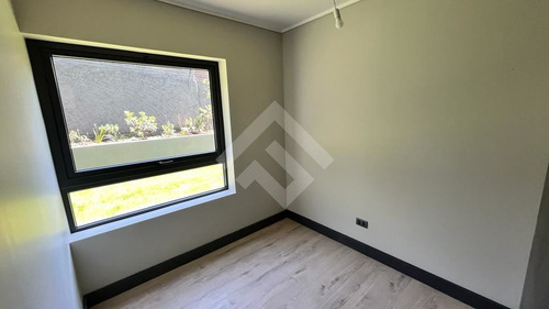 Departamento En Venta De 3 Dorm. En Vitacura