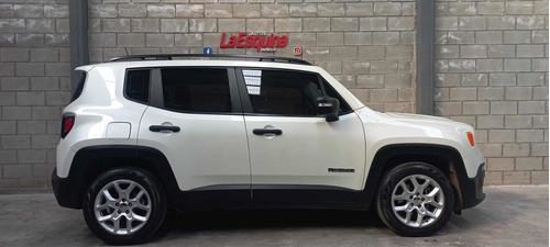 Imagen 11 de 23 de Jeep Renegade 2019 1.8 Sport Plus