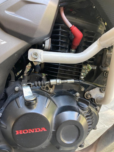Imagen 13 de 15 de Honda Cb 190 R 2016