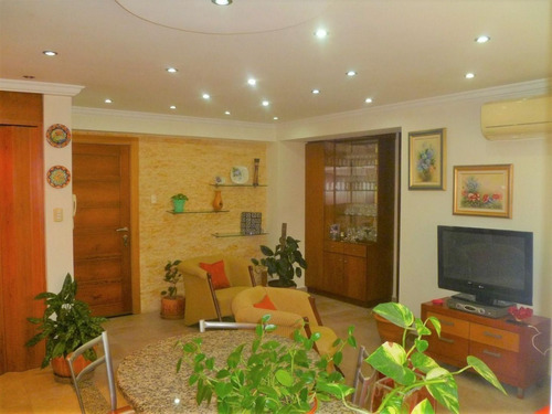 Imagen 8 de 9 de Rosangel Parraga Rentahouse Vende Apartamento En Los Mangos Valencia 22-17867