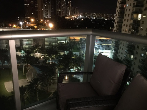 Excelente Apartamento Frente Al Mar Sunny Isles
