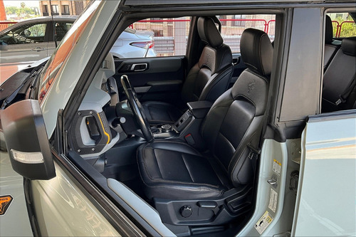 Ford Bronco 5p Badlands L4/2.3/T Aut