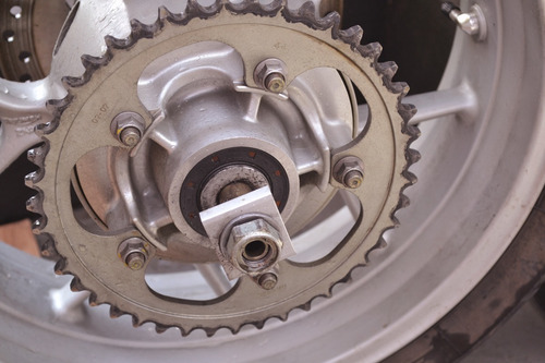 Roda Traseira De Triumph Tiger 1050 2009 - Roda E Pneu (Usado)