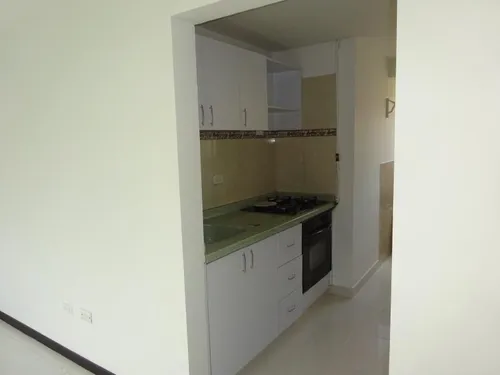 Apartamento En Arriendo En El Refugio. Cod A8105