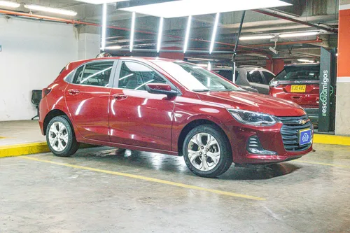 Chevrolet Onix 1.0T Premier Hatch At