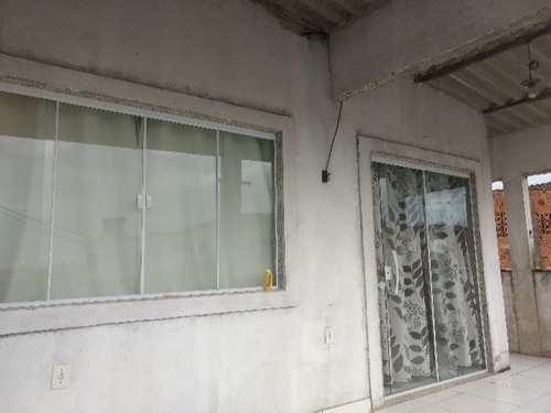 Casa À Venda Na Rua Luísa Soares, Goytacazes, Campos Dos Goytacazes - Rj - Liv-6482