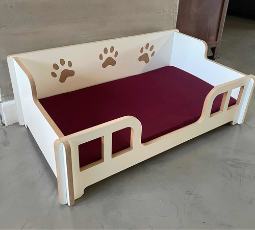 Imagen 2 de 5 de Cama Cucha Perros De Madera Con Huellitas