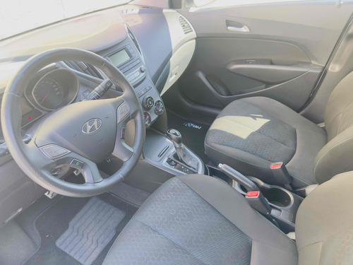 Hyundai HB20X 1.6 16V STYLE FLEX 4P AUTOMÁTICO