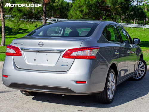 Imagen 5 de 25 de Nissan Sentra Exclusive Cvt Extra Full | Permuta / Financia