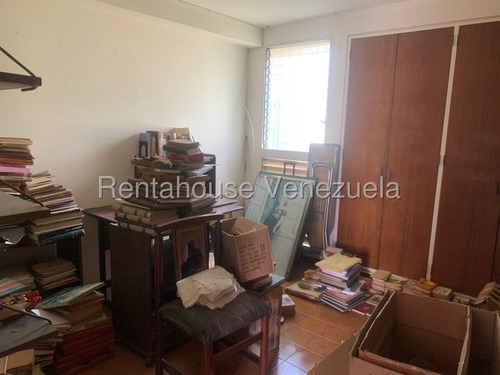 Ip Vendo Apartamento En La Urbina 25-17849